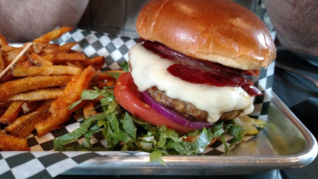 The Jailhouse Taverne | restaurant | 15478 Avon Belden Rd, Grafton, OH 44044, USA | 4409260999 OR +1 440-926-0999