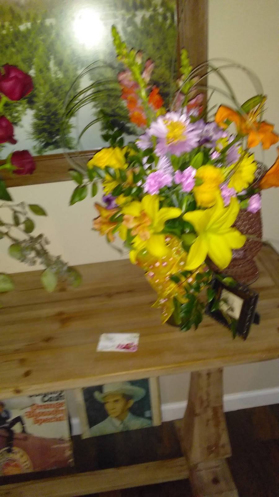 Brewers Drive In | restaurant | 1601 N Parkway St, Corinth, MS 38834, USA | 6622876318 OR +1 662-287-6318