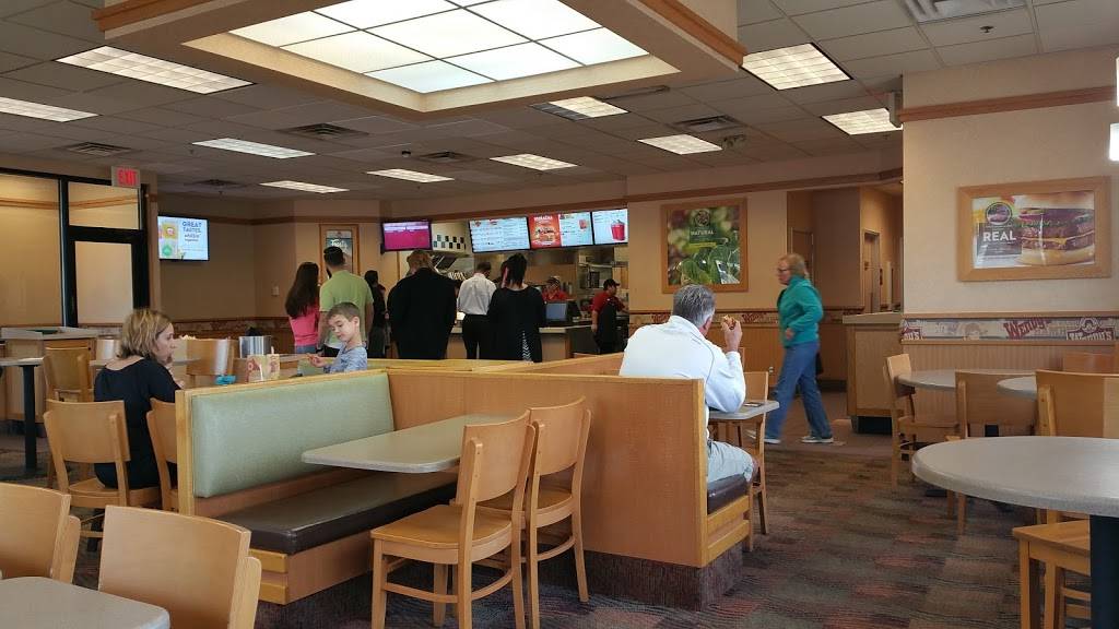 Wendys | restaurant | 7000 E Mayo Blvd, Phoenix, AZ 85054, USA | 4805021405 OR +1 480-502-1405