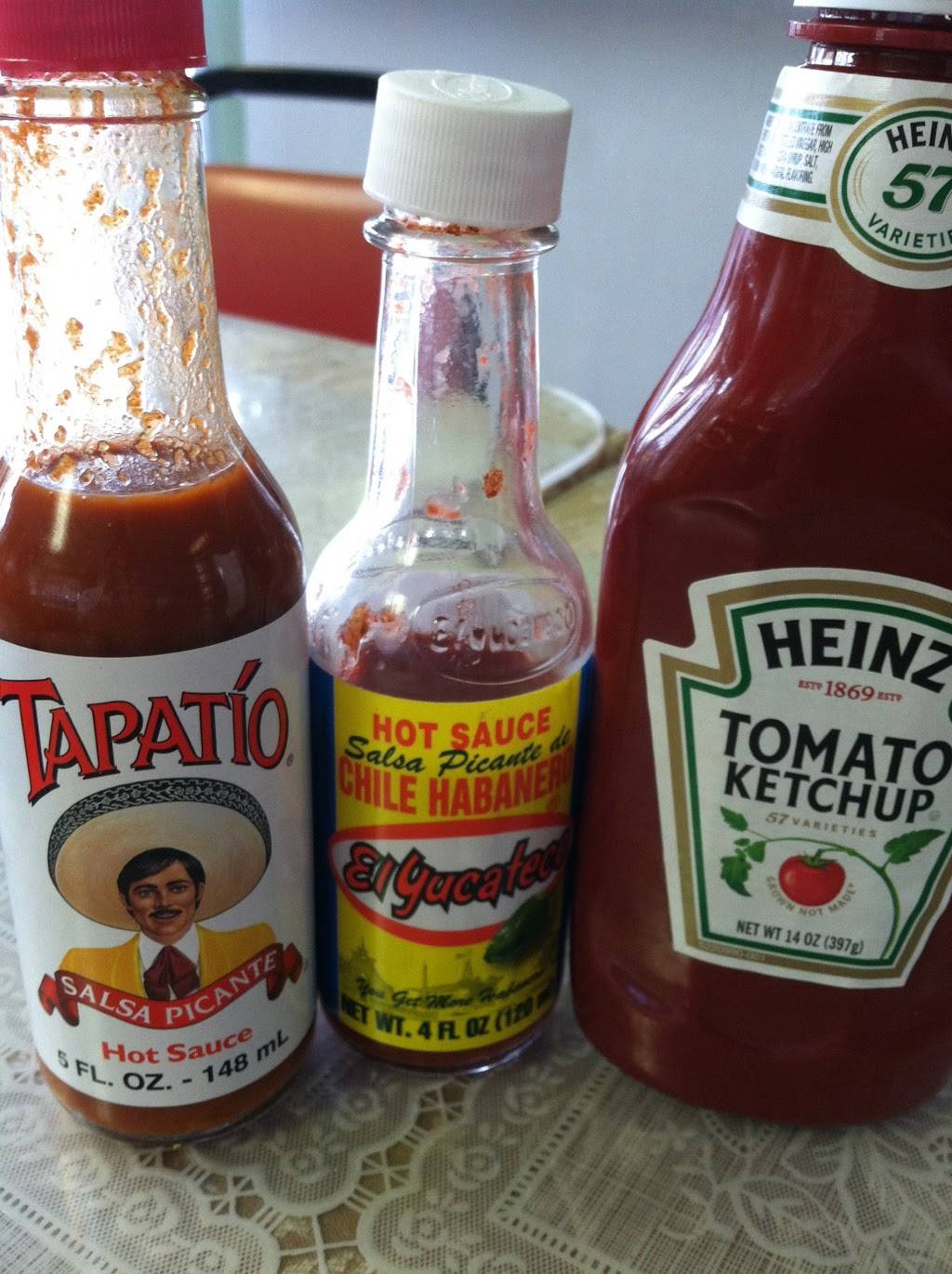 El Potrillo Cafe | restaurant | 3622, 210 N Virgil Ave, Los Angeles, CA 90004, USA | 2136747669 OR +1 213-674-7669