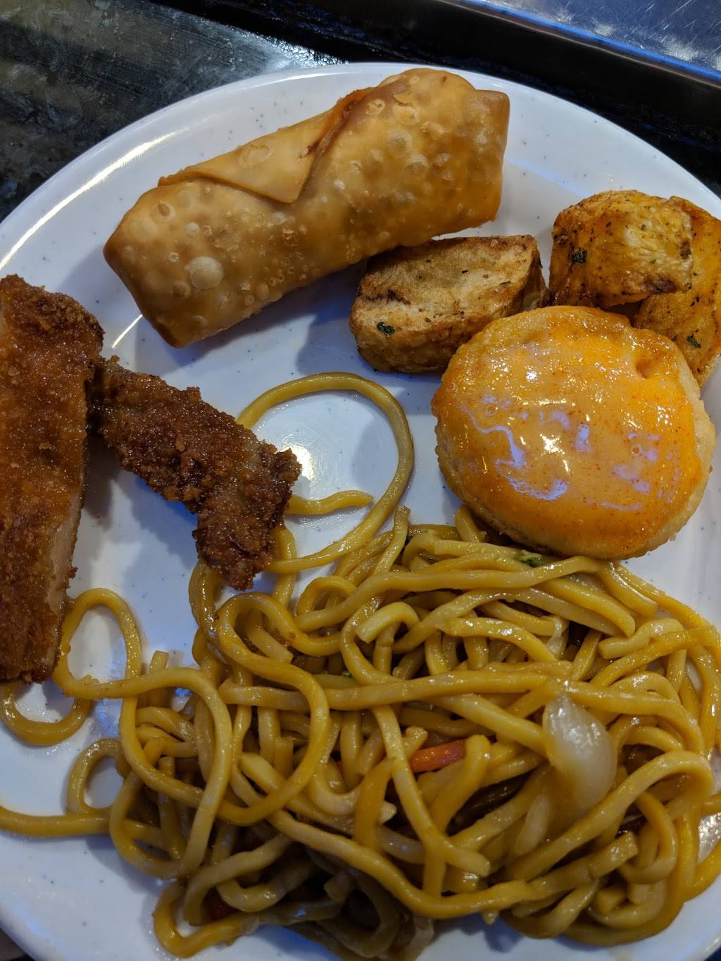 Fortune Buffet | restaurant | 475 Ben Franklin Rd S #70, Indiana, PA 15701, USA | 7244630688 OR +1 724-463-0688