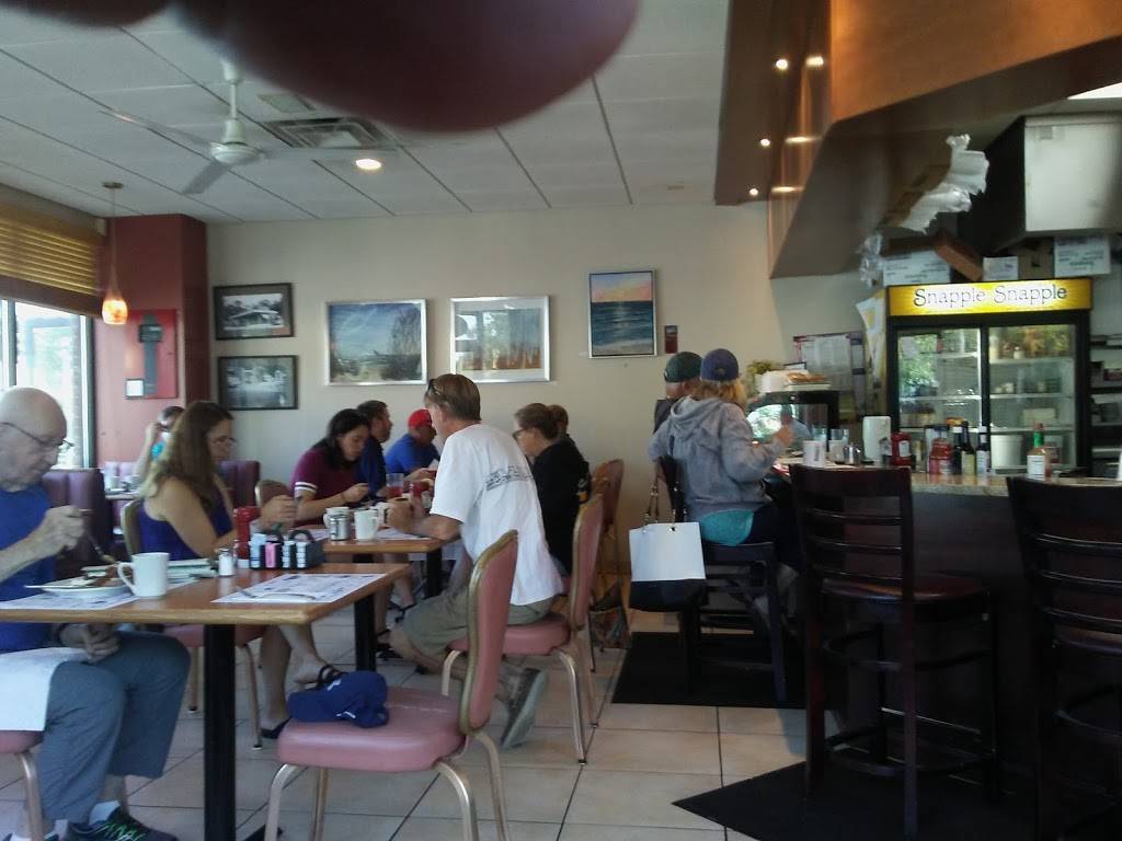 Georges Kitchen | restaurant | 175 Sound Beach Blvd, Sound Beach, NY 11789, USA | 6318219100 OR +1 631-821-9100