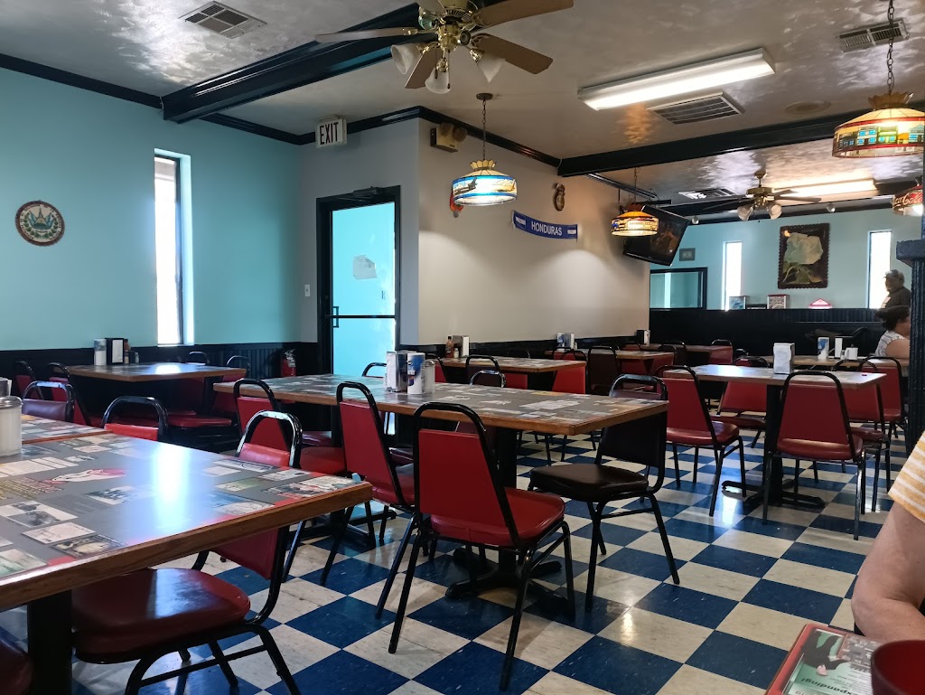 Rosalindas Restaurant | restaurant | 900 W 35th St, North Little Rock, AR 72118, USA | 5017715559 OR +1 501-771-5559