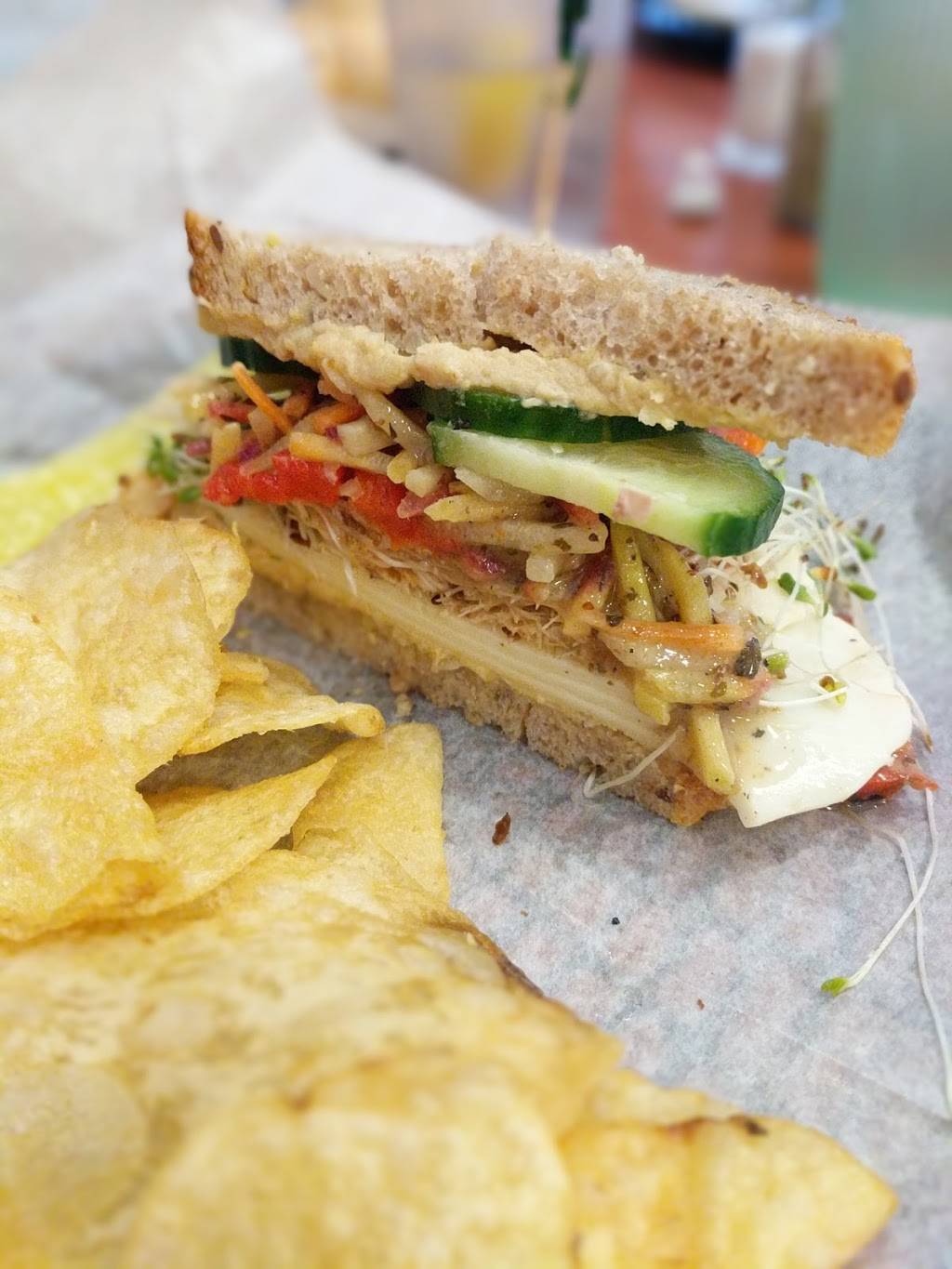 The Cascades | cafe | 407 Warren St, Hudson, NY 12534, USA | 5188229146 OR +1 518-822-9146