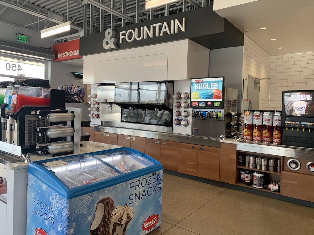 Kum & Go | meal takeaway | 450 S Santa Fe Dr, Denver, CO 80223, USA | 7207122066 OR +1 720-712-2066