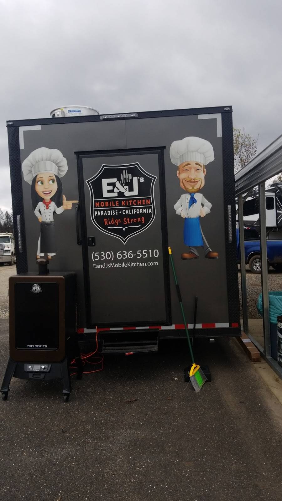 E&J Mobile Kitchen | restaurant | 5917-5905 Clark Rd, Paradise, CA 95969, USA | 5306365510 OR +1 530-636-5510