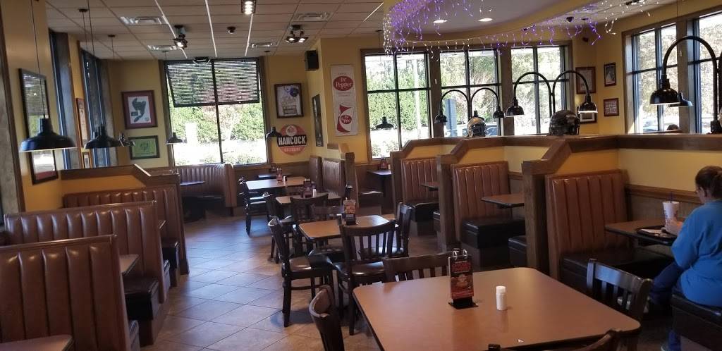 Zaxbys Chicken Fingers & Buffalo Wings | restaurant | 3019 Raleigh Rd Pkwy W, Wilson, NC 27896, USA | 2529916444 OR +1 252-991-6444