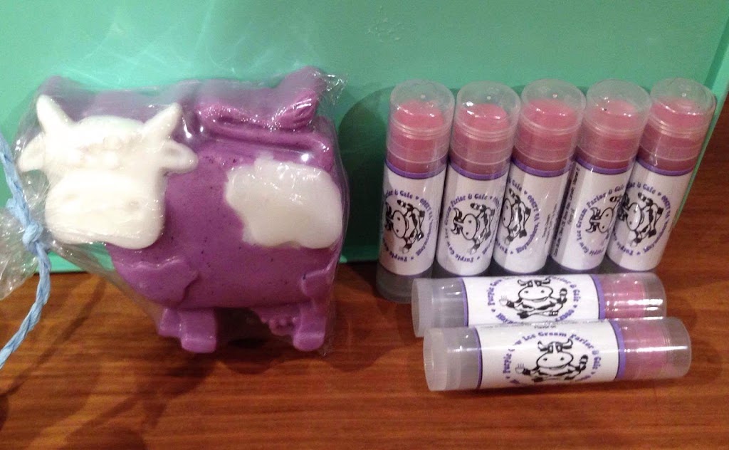 Purple Cow Ice Cream Parlor and Cafe | cafe | 10 Purple Cow Rd, Waynesboro, VA 22980, USA | 5406491400 OR +1 540-649-1400