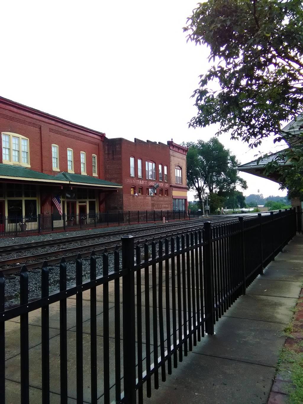 Happy Garden | restaurant | 130 E Main St, Orange, VA 22960, USA | 5406721044 OR +1 540-672-1044