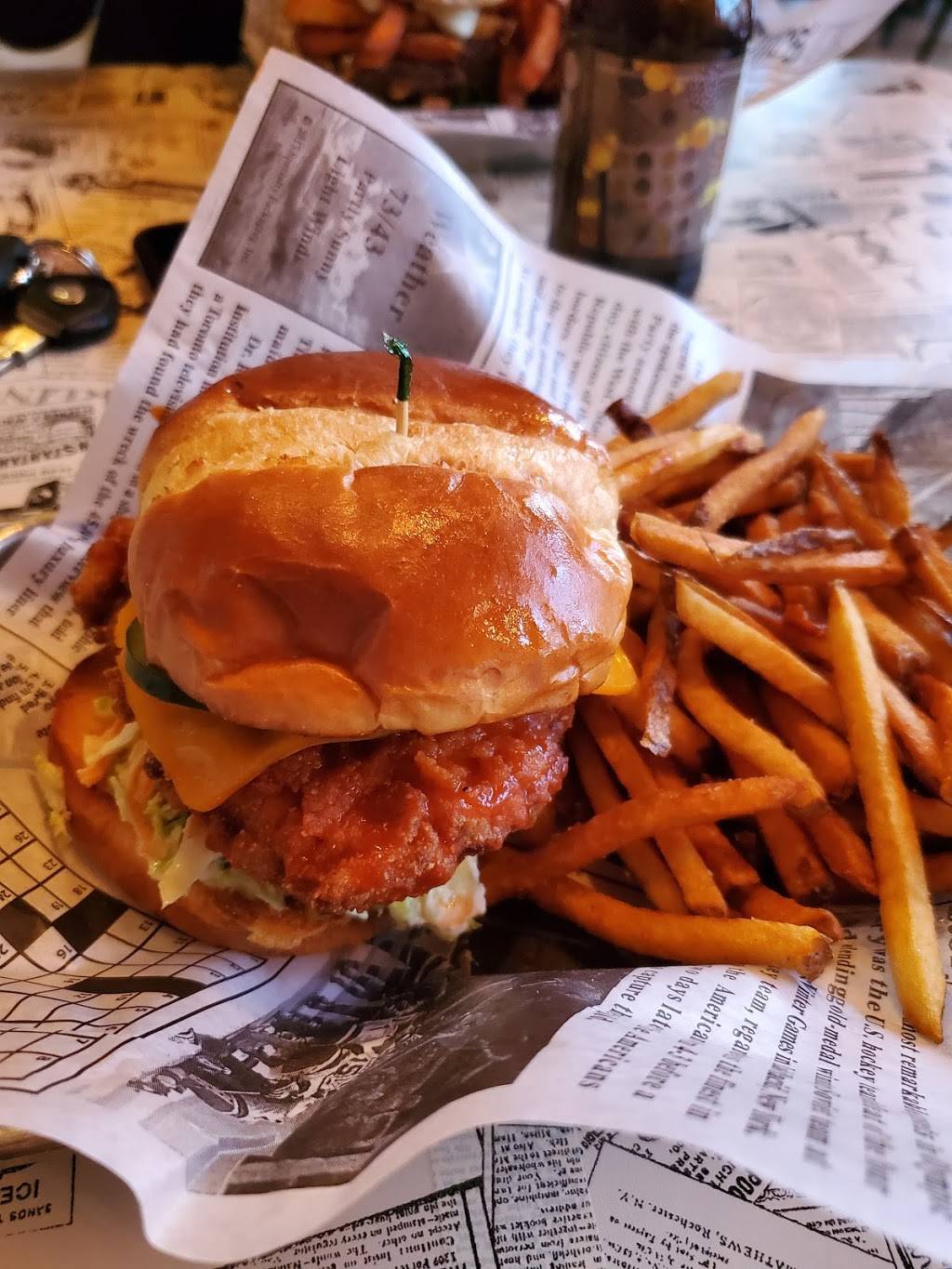 Local Press Eatery | restaurant | 502 S 8th St, Sheboygan, WI 53081, USA | 9202877338 OR +1 920-287-7338