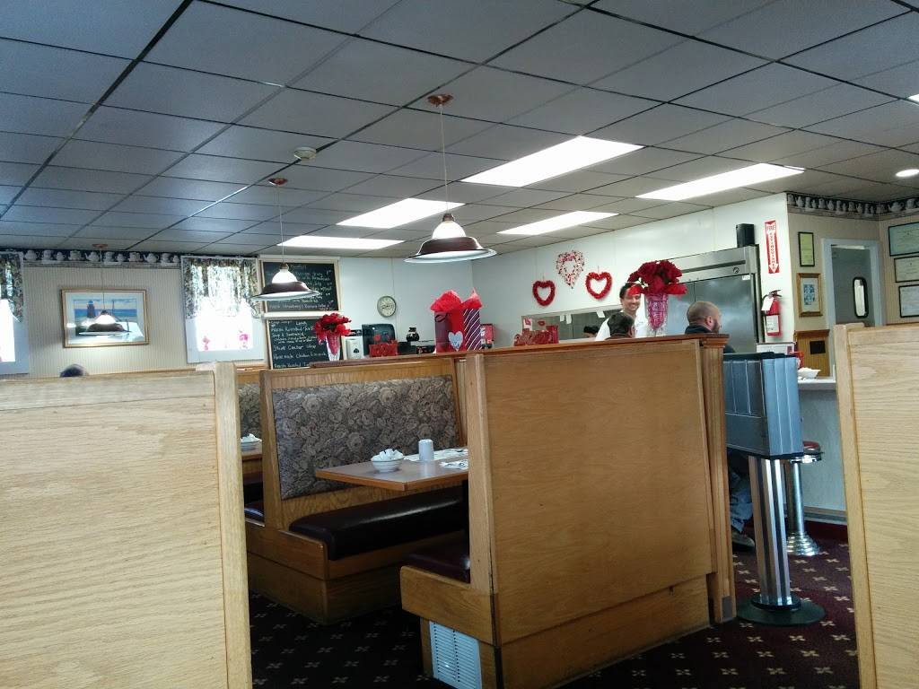 Breakfast Nook II | restaurant | 409 Kingstown Rd, Wakefield, RI 02879, USA | 4017831555 OR +1 401-783-1555