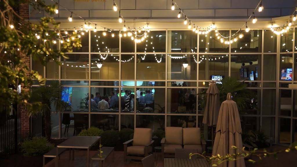 Main Course | restaurant | 1626 Main St, Columbia, SC 29201, USA | 8032192022 OR +1 803-219-2022