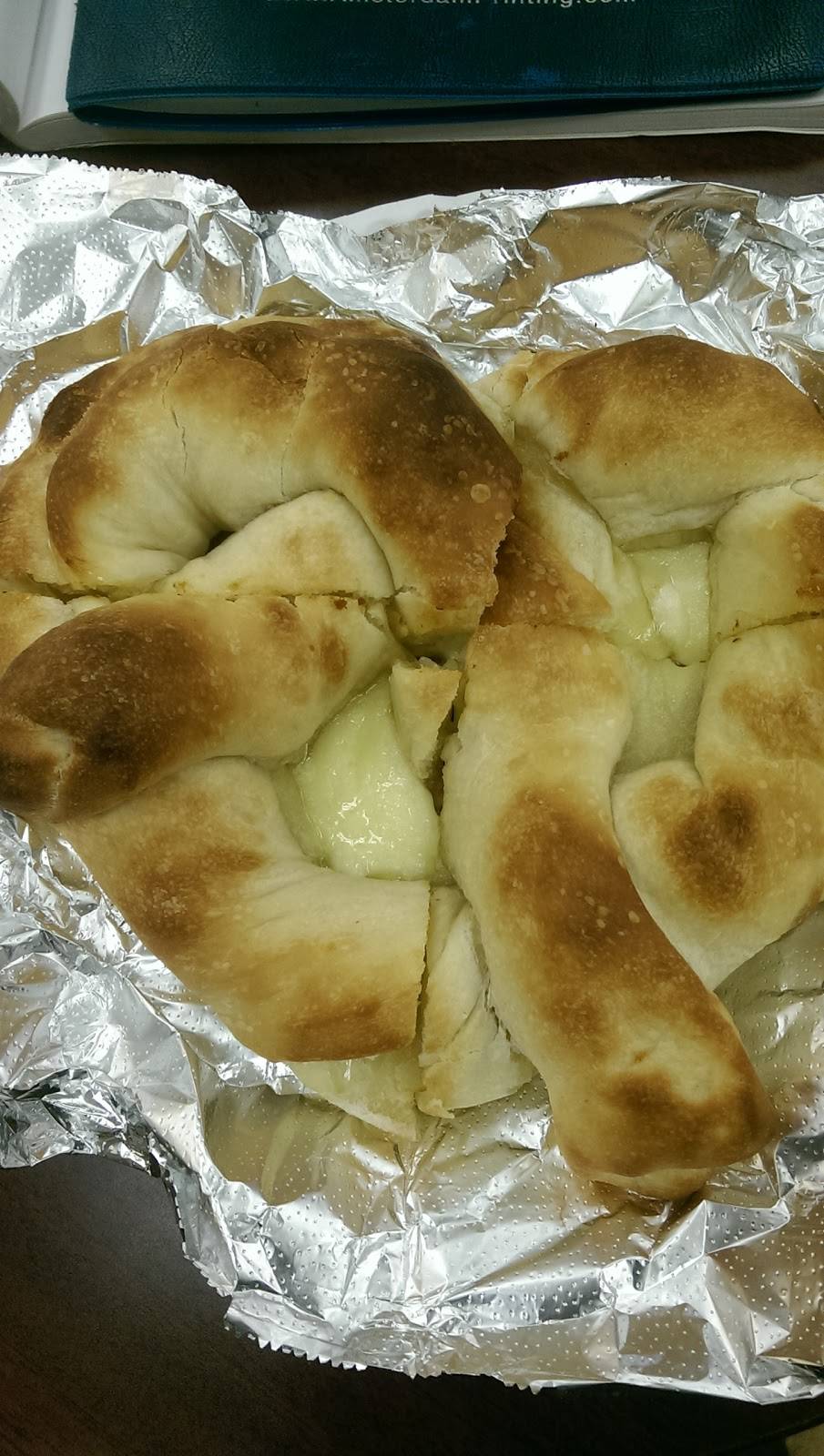 Lake Como Pizza | restaurant | 2549 Amsterdam Ave, New York, NY 10033, USA | 2127400110 OR +1 212-740-0110