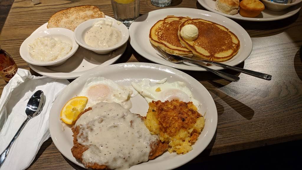 Cracker Barrel Old Country Store | restaurant | 1740 PA-228, Cranberry Twp, PA 16066, USA | 7247410464 OR +1 724-741-0464