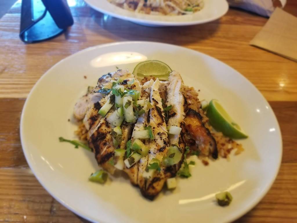 Applebees Grill + Bar | restaurant | 1834 Miller Park Way, Milwaukee, WI 53219, USA | 4146450946 OR +1 414-645-0946