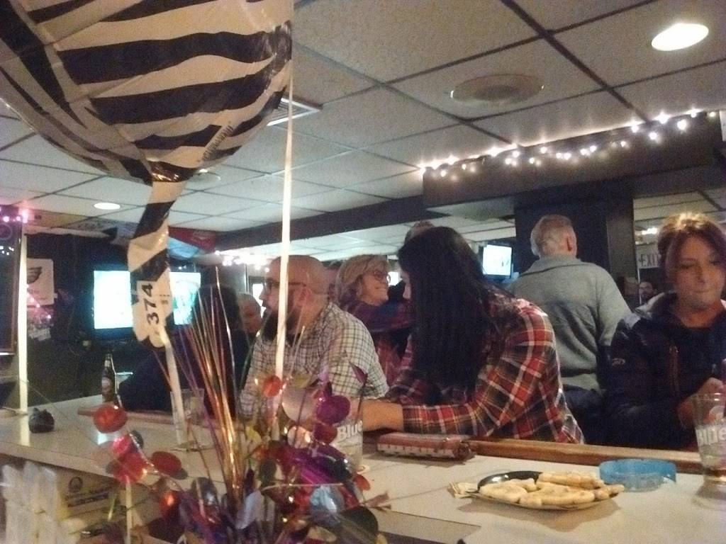 Press Bar | restaurant | 4640 Kraydor St, Philadelphia, PA 19136, USA | 2156240388 OR +1 215-624-0388