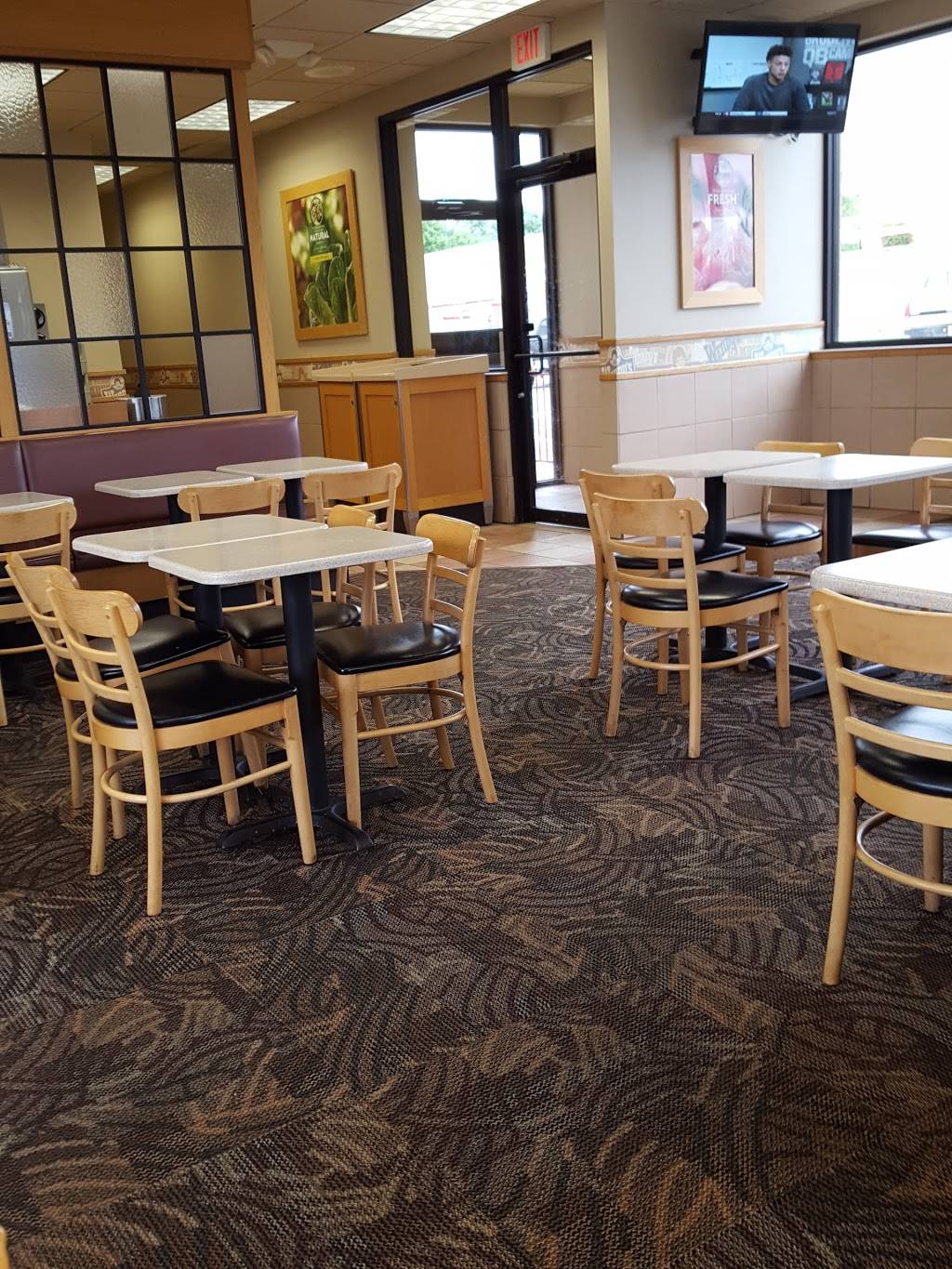 Wendys | restaurant | 1610 Fayetteville Rd, Van Buren, AR 72956, USA | 4794717323 OR +1 479-471-7323