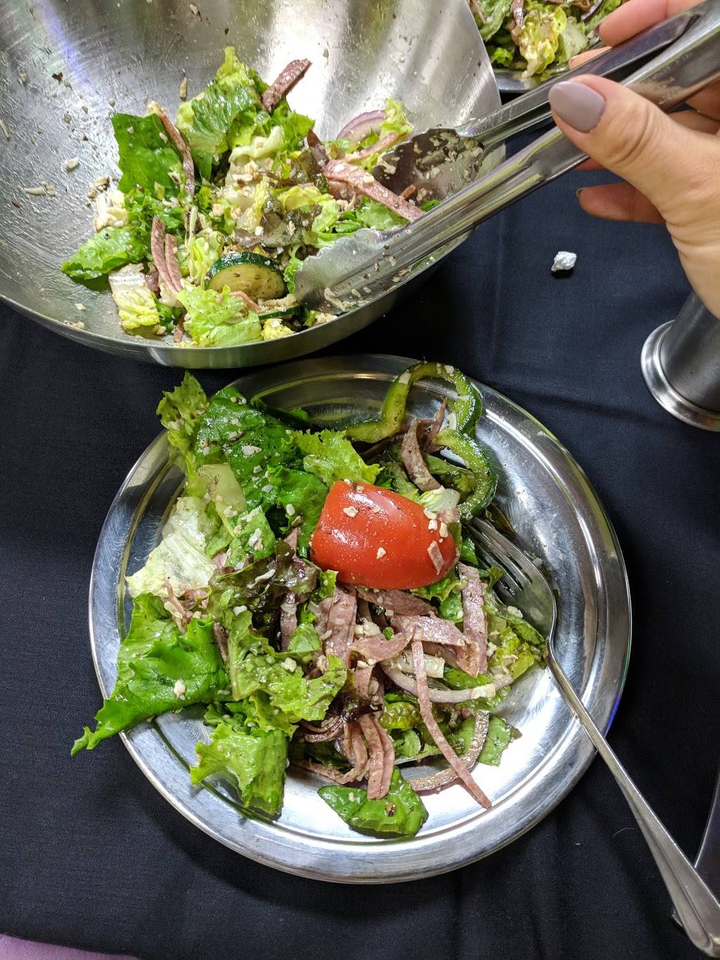 Anthonys Gourmet Pizza | restaurant | 1924 Packard St, Ann Arbor, MI 48104, USA | 7346622500 OR +1 734-662-2500