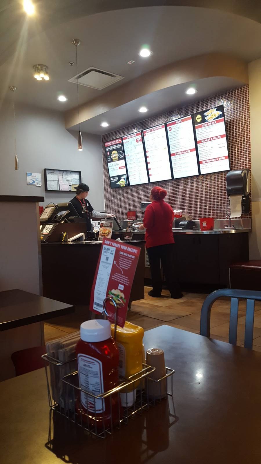 Smashburger | restaurant | 5500 Sunrise Blvd Suite 100, Citrus Heights, CA 95610, USA | 9169661562 OR +1 916-966-1562