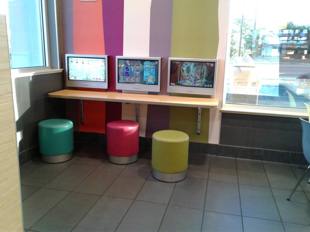 McDonalds | cafe | 1142 Culebra Rd, San Antonio, TX 78201, USA | 2107338480 OR +1 210-733-8480