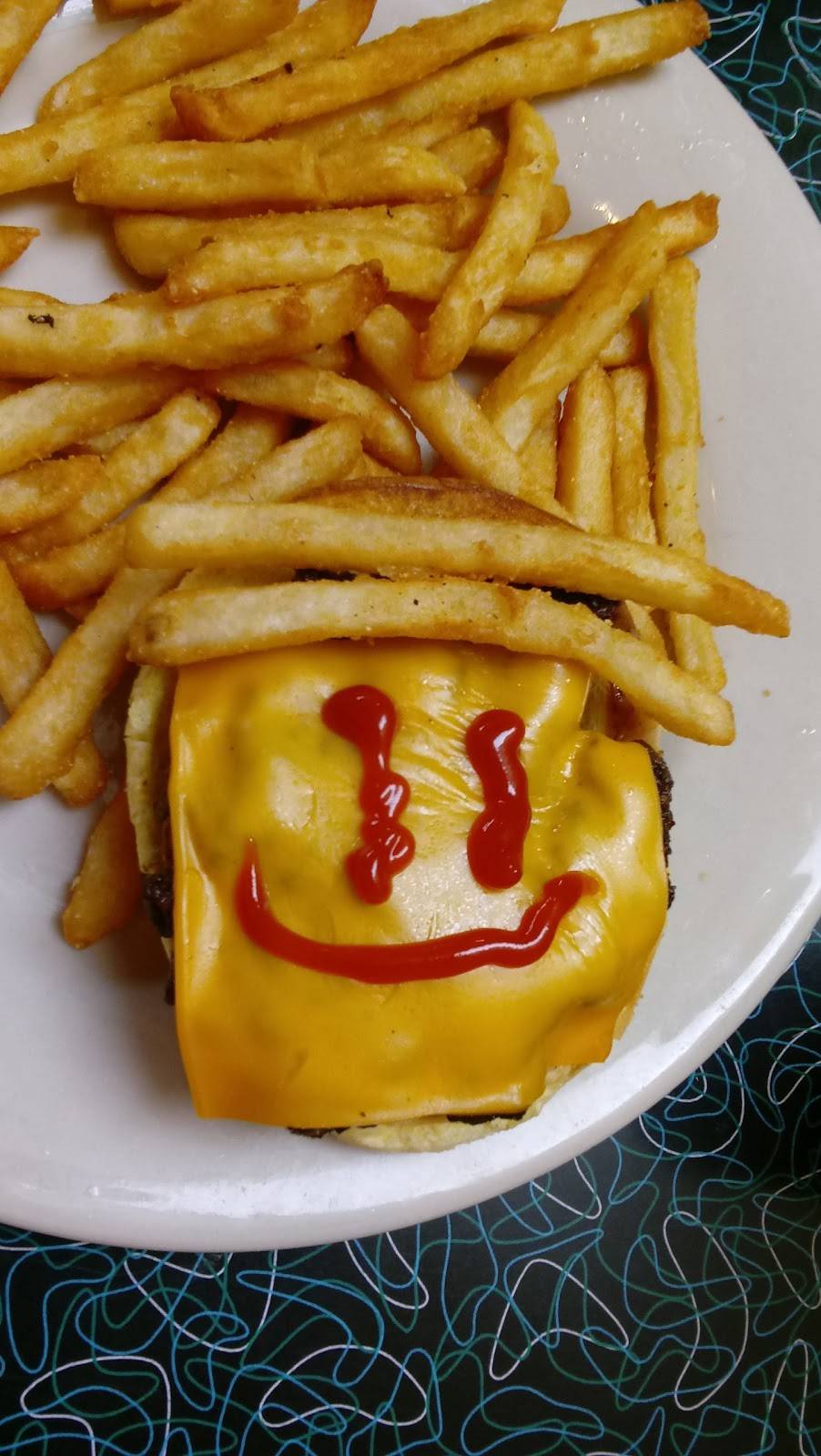 City Diner South Grand | restaurant | 3139 S Grand Blvd, St. Louis, MO 63118, USA | 3147726100 OR +1 314-772-6100