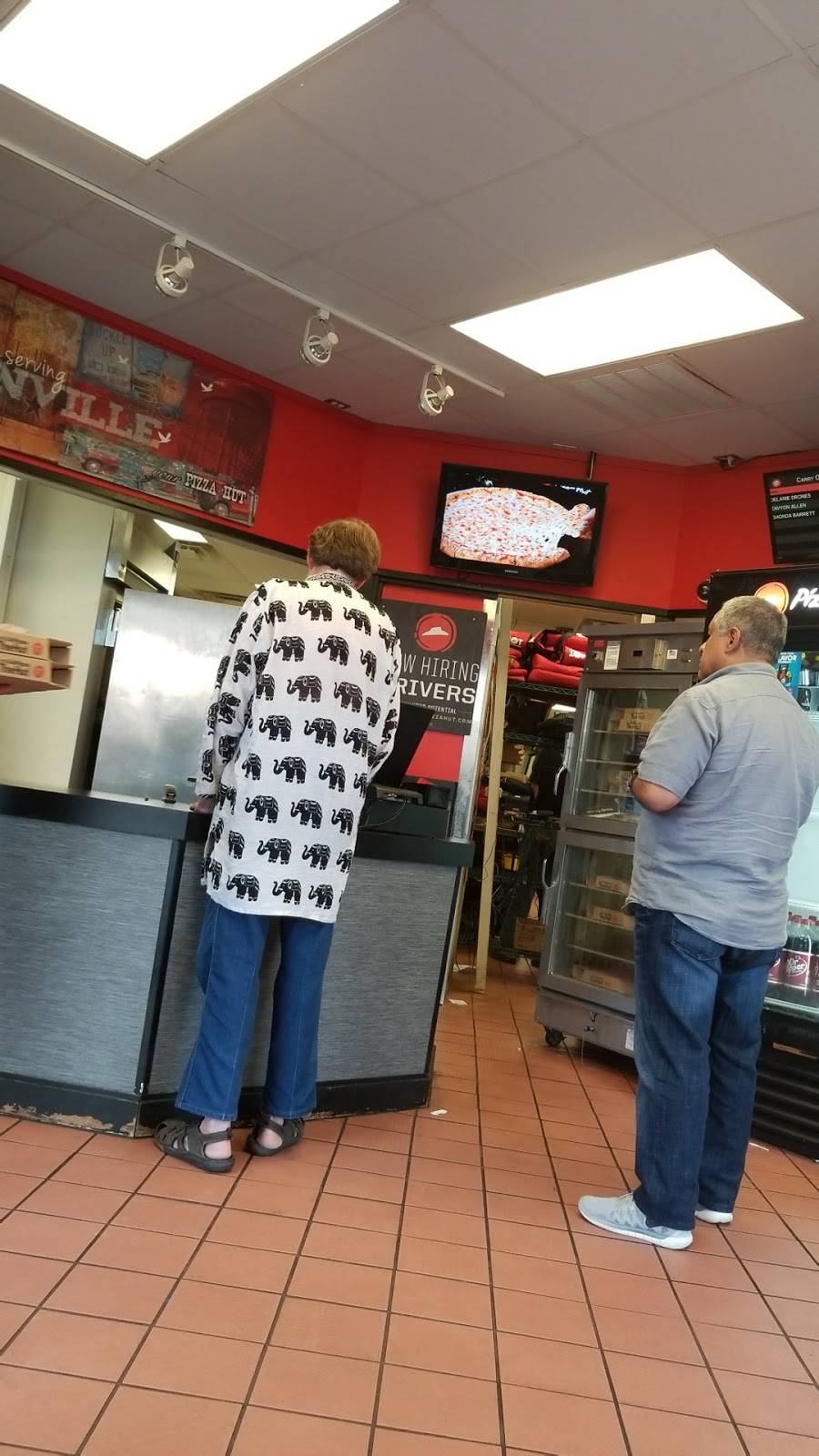 Pizza Hut | restaurant | 210 S Cedar Ridge Dr Suite D, Duncanville, TX 75116, USA | 9722831212 OR +1 972-283-1212