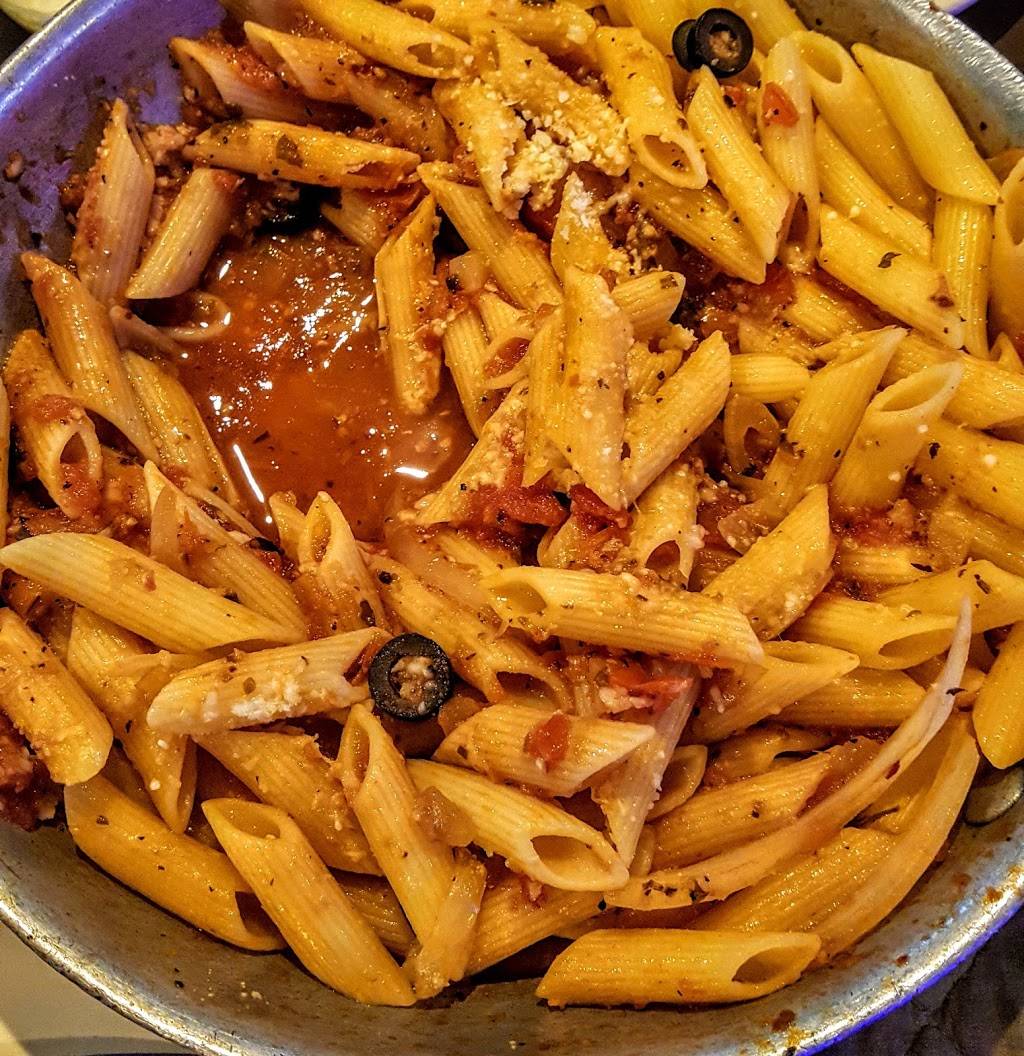 Stadium Sports Club & Pizza | restaurant | 4015 Algonquin Rd, Rolling Meadows, IL 60008, USA | 8473972440 OR +1 847-397-2440