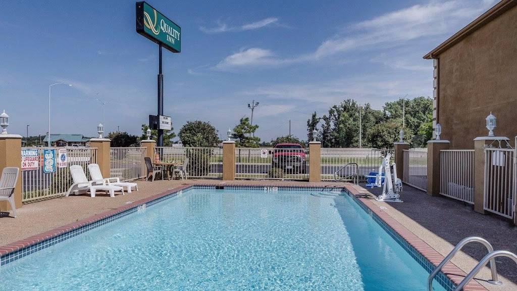 Quality Inn West Memphis I-40 | restaurant | 1009 S Service Rd, West Memphis, AR 72301, USA | 8707029000 OR +1 870-702-9000