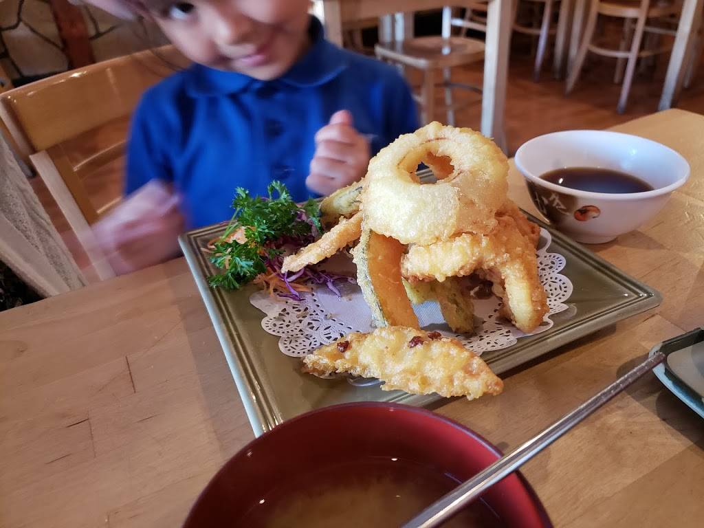 Mr Sushi | restaurant | 7324 Oxford Ave, Philadelphia, PA 19111, USA | 2157228800 OR +1 215-722-8800