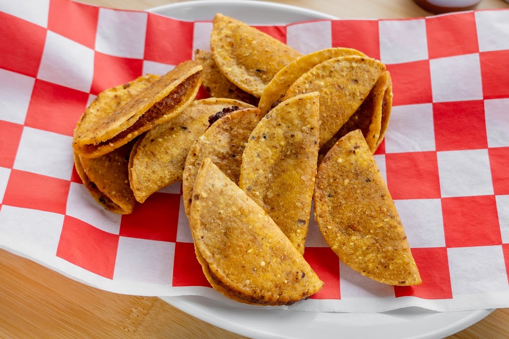 Star pizza fish and chicken | meal takeaway | 300 W Indiana Ave, Philadelphia, PA 19133, USA | 2157092200 OR +1 215-709-2200