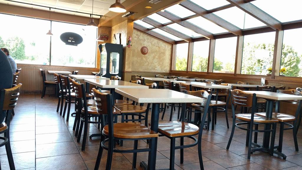 Taco Pronto Inc | restaurant | 8385 W 21st St, Wichita, KS 67205, USA | 3162952999 OR +1 316-295-2999