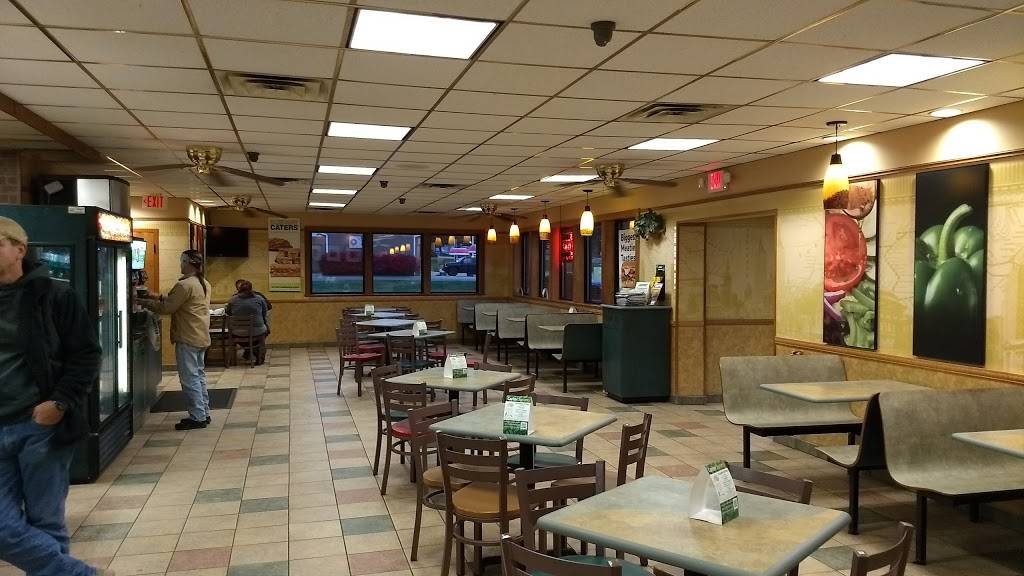 Subway | restaurant | 5105 Manchester Rd, Akron, OH 44319, USA | 3306457849 OR +1 330-645-7849