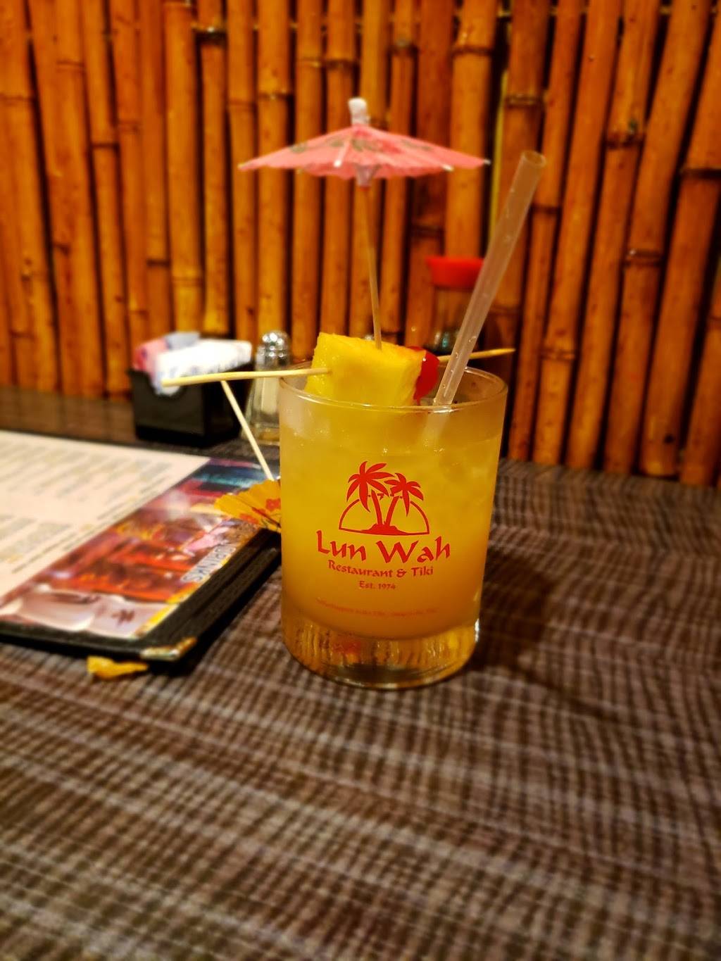 Lun Wah Restaurant & Tiki Bar | restaurant | 587 Raritan Rd, Roselle, NJ 07203, USA | 9082450656 OR +1 908-245-0656