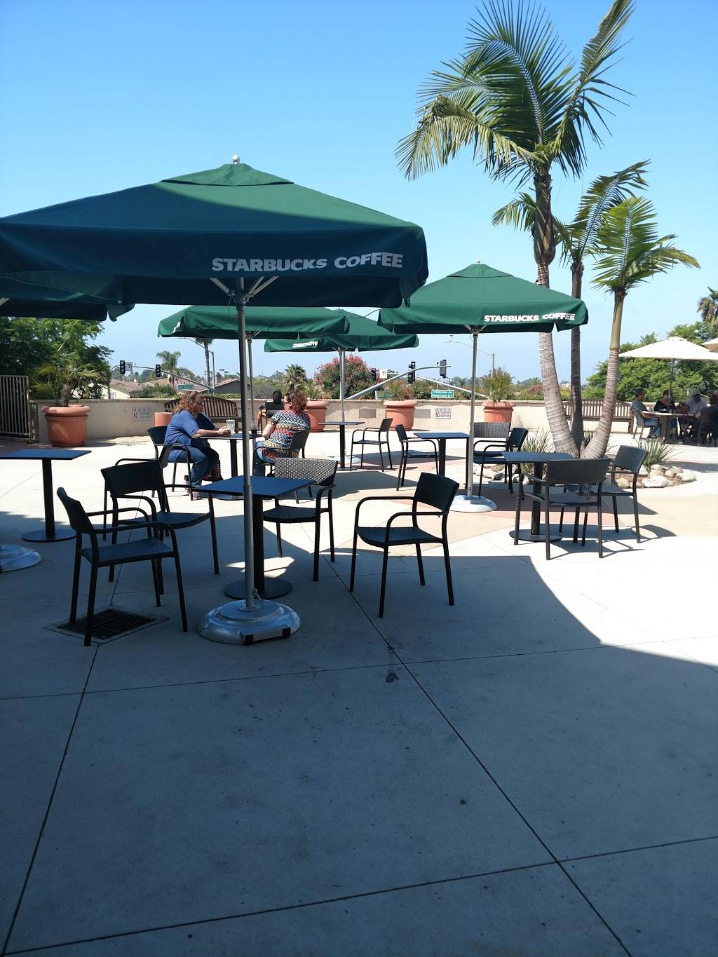 Starbucks | cafe | 605 E Palomar St #B, Chula Vista, CA 91911, USA | 6194825121 OR +1 619-482-5121