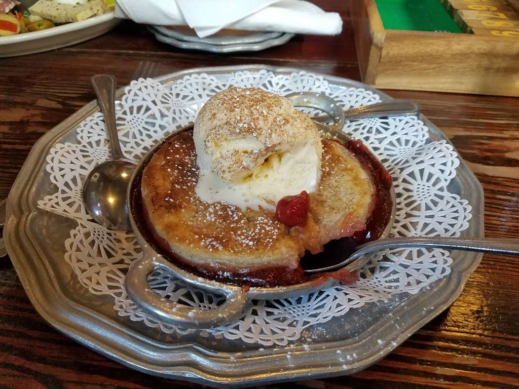 Boyd’s Jig and Reel | restaurant | 101 S Central St, Knoxville, TN 37902, USA | 8652477066 OR +1 865-247-7066