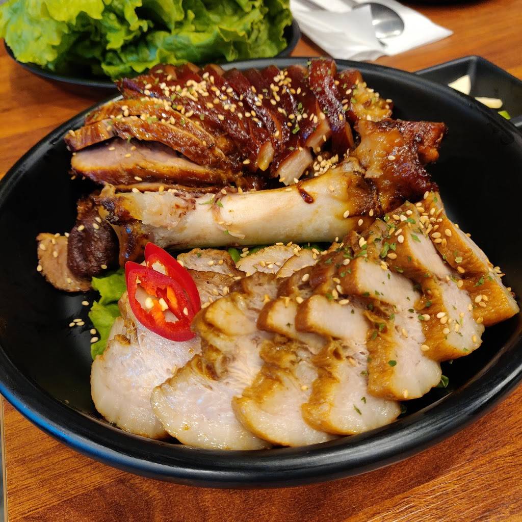 Hanyang Jokbal | restaurant | 6016 Yonge St, North York, ON M2M 3V9, Canada | 4167925808 OR +1 416-792-5808