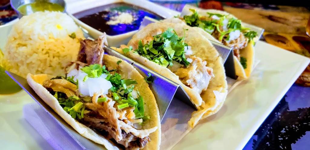 Ahtziri Mexican Grill | restaurant | 1956 NE 5th Ave #3, Boca Raton, FL 33431, USA | 5617176763 OR +1 561-717-6763