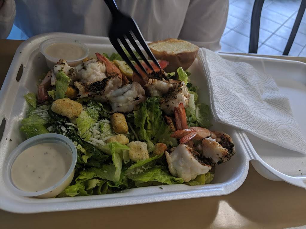 The Tackle Box Southern Seafood & More | restaurant | 17620 Bellflower Blvd, Bellflower, CA 90706, USA | 5628040736 OR +1 562-804-0736