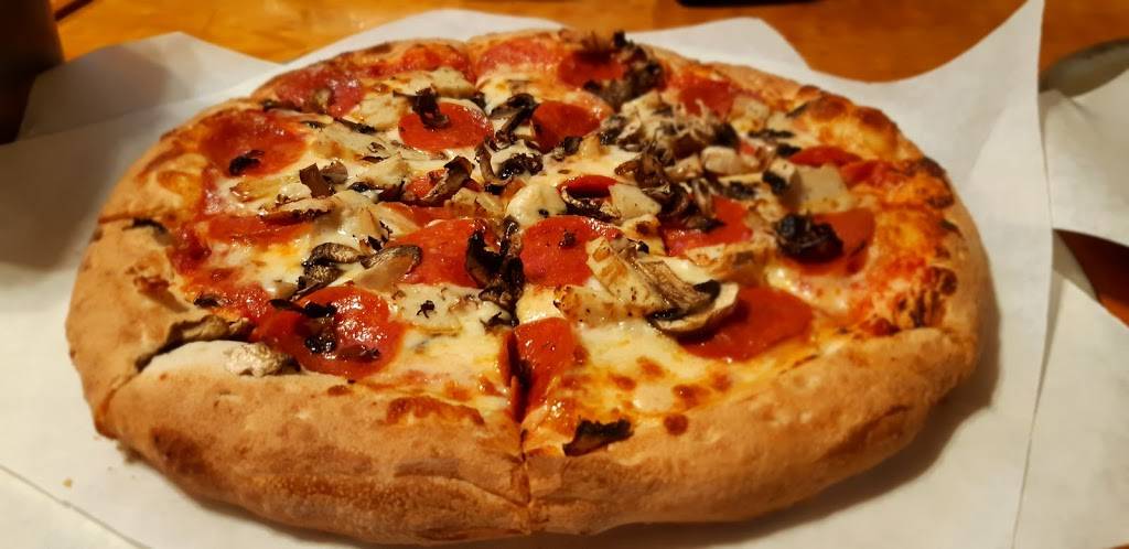 Papa Guidos Pizza | restaurant | 1521 Aviation Blvd, Redondo Beach, CA 90278, USA | 3109378000 OR +1 310-937-8000