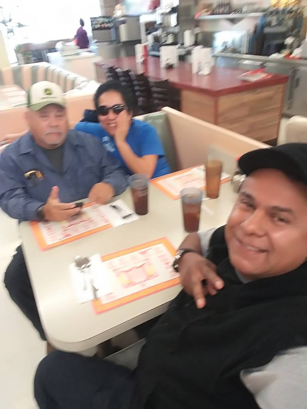 Ocean City Chinese Restaurant | restaurant | 247 W D St, Lemoore, CA 93245, USA | 5599247334 OR +1 559-924-7334