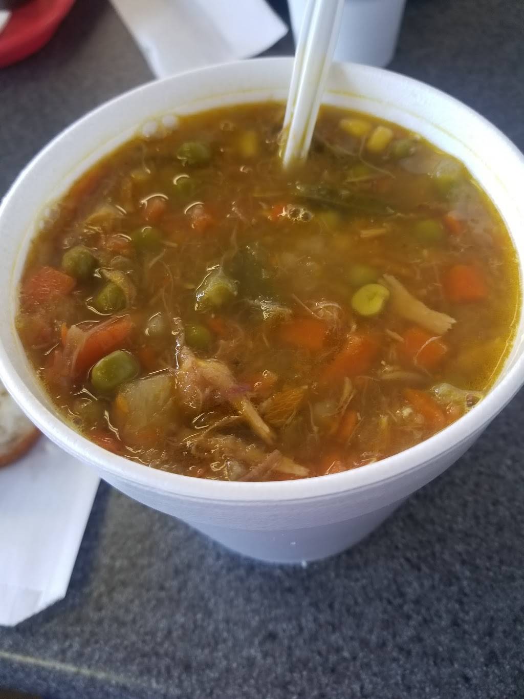 Barbeque Pit | restaurant | 608 N Broadway, Portland, TN 37148, USA | 6153237878 OR +1 615-323-7878