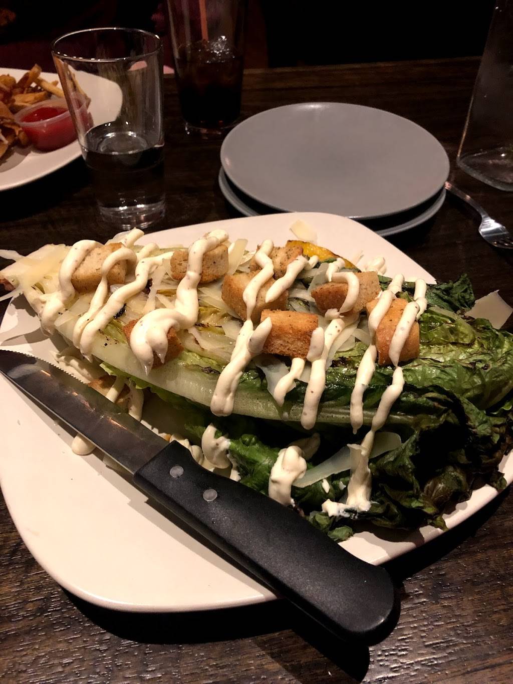 Fischman Public House | restaurant | 4058 N Milwaukee Ave, Chicago, IL 60641, USA | 7738676300 OR +1 773-867-6300