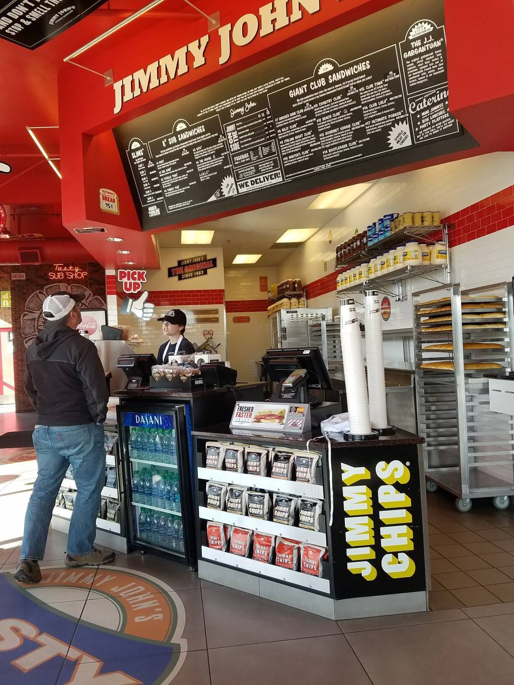 Jimmy Johns | meal delivery | 435 N Clovis Ave Suite 108, Clovis, CA 93611, USA | 5593239970 OR +1 559-323-9970