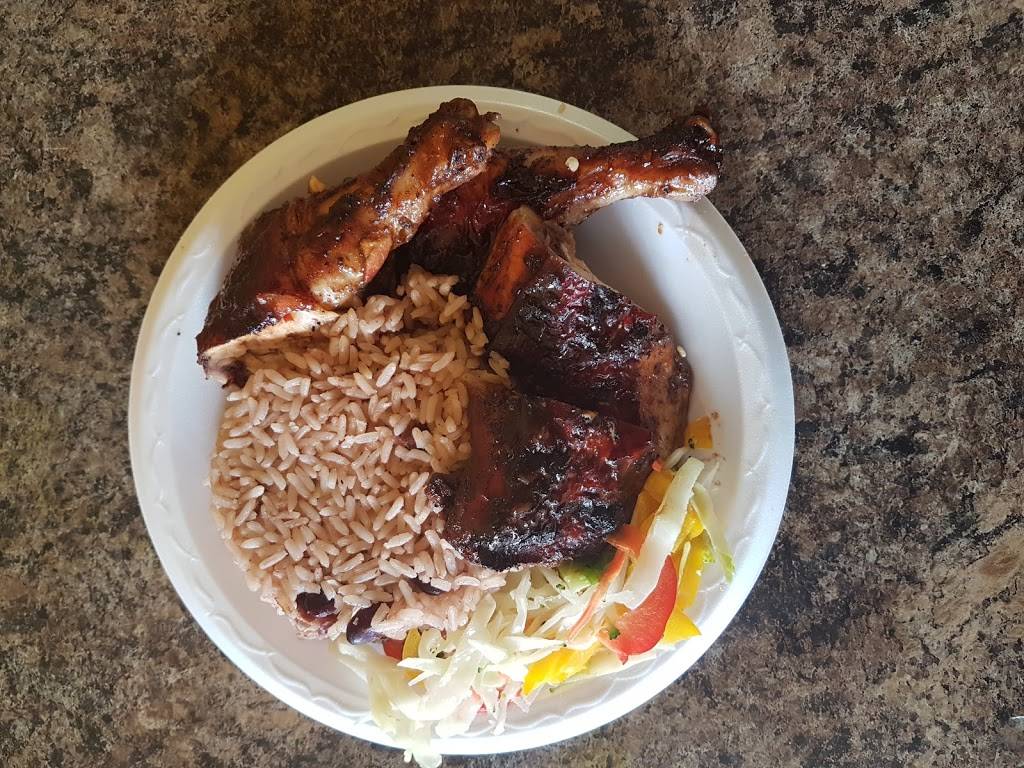 Delight Food Caribbean Takeout Restaurant | restaurant | 4712 Jane St, North York, ON M3N 2L2, Canada | 4167391762 OR +1 416-739-1762