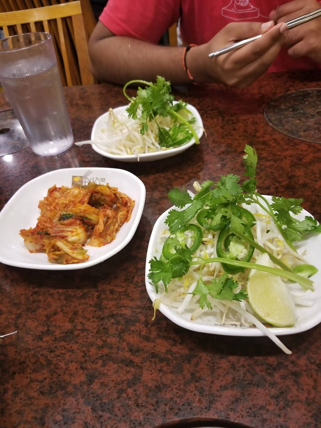 Pho 32 & Shabu | restaurant | 45-34 Bell Blvd, Flushing, NY 11361, USA | 7187674960 OR +1 718-767-4960