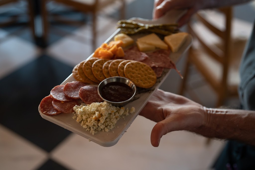 Tendrils | restaurant | 344 Silica Rd NW, Quincy, WA 98848, USA | 5097878000 OR +1 509-787-8000