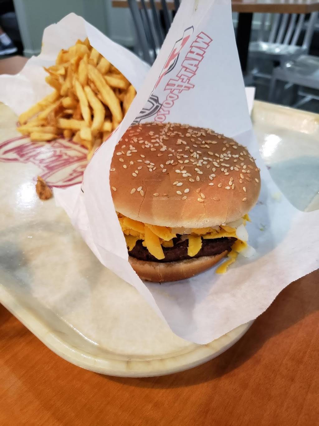 Johnnies Charcoal Broiler | restaurant | 2652 W Britton Rd, Oklahoma City, OK 73120, USA | 4057512565 OR +1 405-751-2565