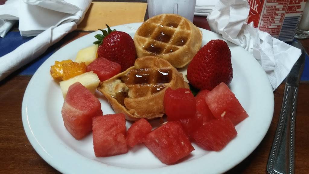 El Torito | restaurant | 2020 E Ball Rd, Anaheim, CA 92806, USA | 7149564880 OR +1 714-956-4880