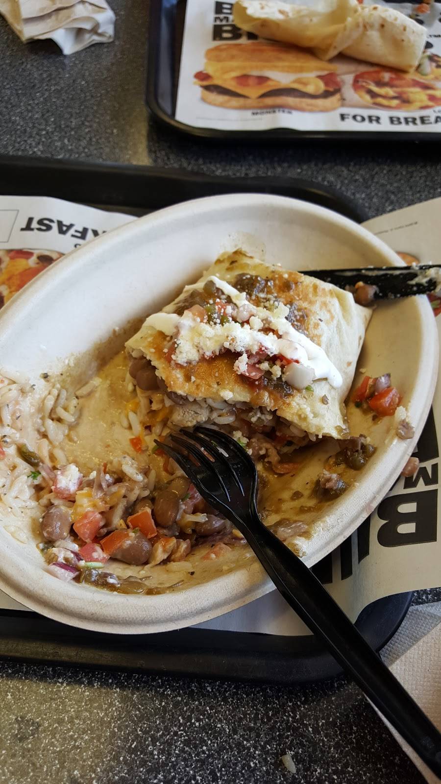 Carls Jr. / Green Burrito | restaurant | 2421 S Vineyard Ave, Ontario, CA 91761, USA | 9099472594 OR +1 909-947-2594