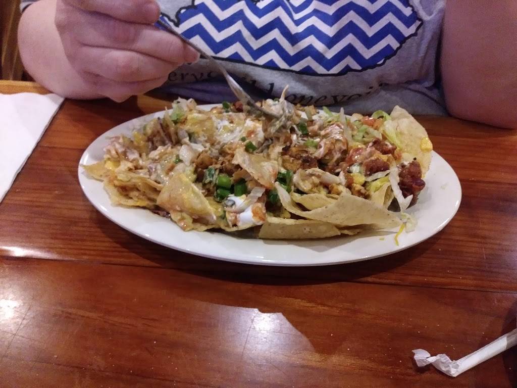 Roosters | restaurant | 4420 Dixie Hwy Ste#101, Louisville, KY 40216, USA | 5023840330 OR +1 502-384-0330